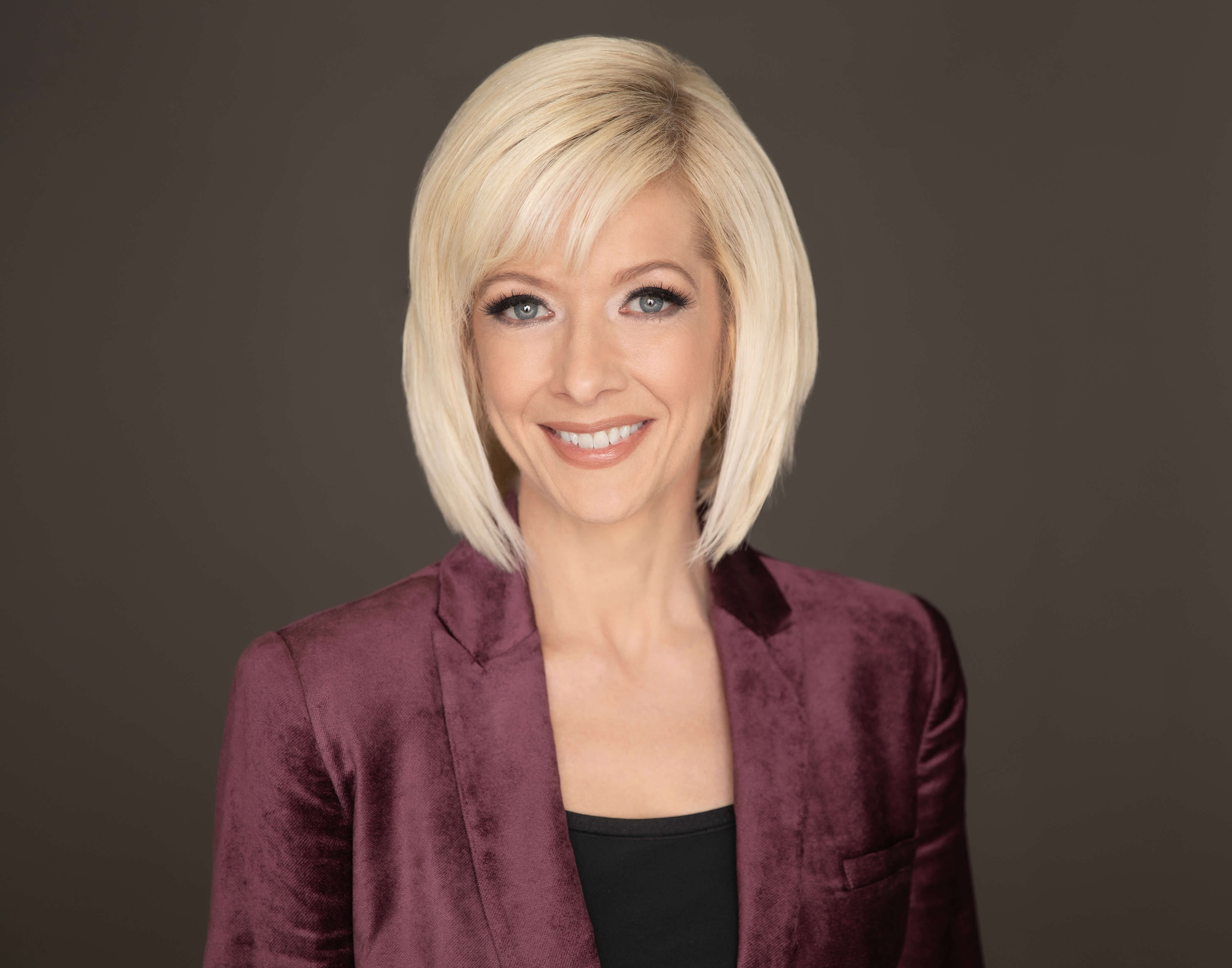 Shelli Ryan - Fractional CRO & GTM Strategy Services for Early-Stage B2B Growth